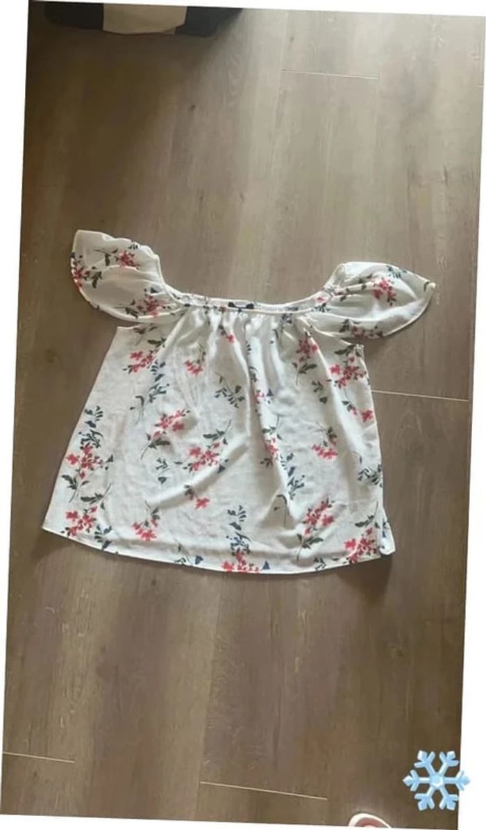 Jolie blouse fleurie