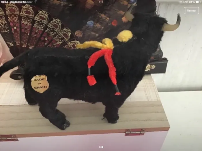 Figurine toro artisanal neuf - photo numéro 2