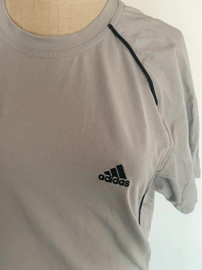 TEE shirt - photo numéro 2