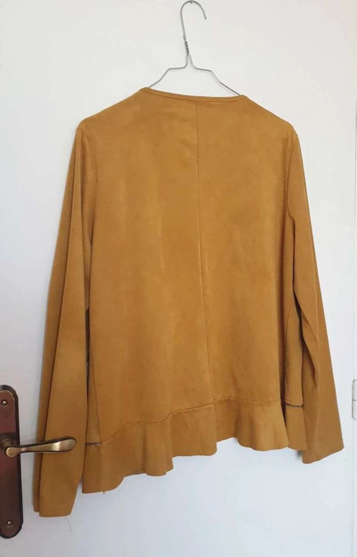 Veste daim moutarde T 3 - photo numéro 5