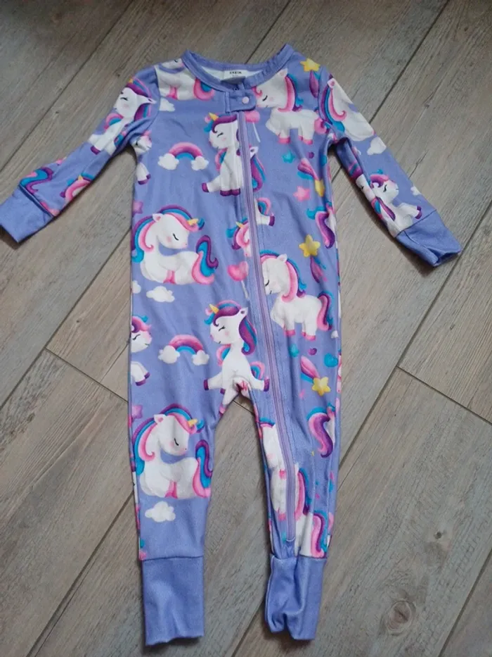 Pyjama licorne 18mois