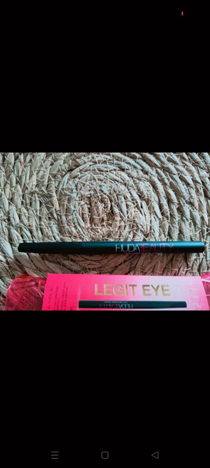 Eye liner Huda beauty quick n'easy noir neuf - photo numéro 4