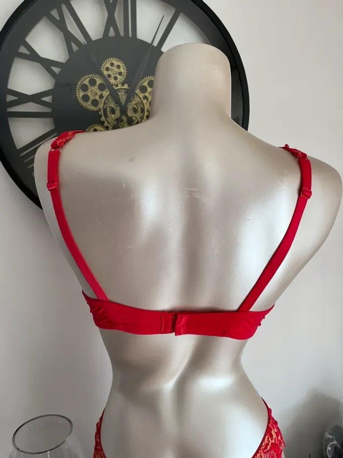 Soutien gorge charlott’ rouge 👙 - photo numéro 3