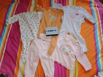 Lot de 4 pyjama 18 mois