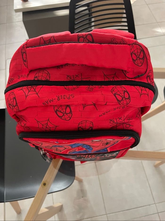 Sac scolaire primaire neuf - photo numéro 2