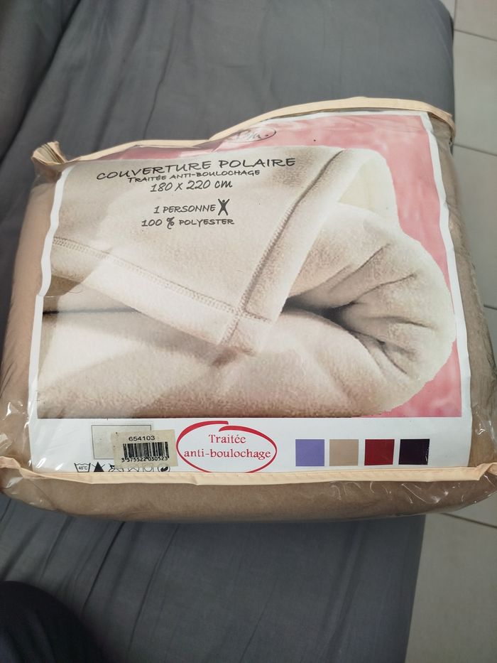 Couverture polaire neuf