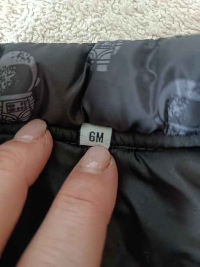 Doudoune sans manche 6 mois - photo numéro 3