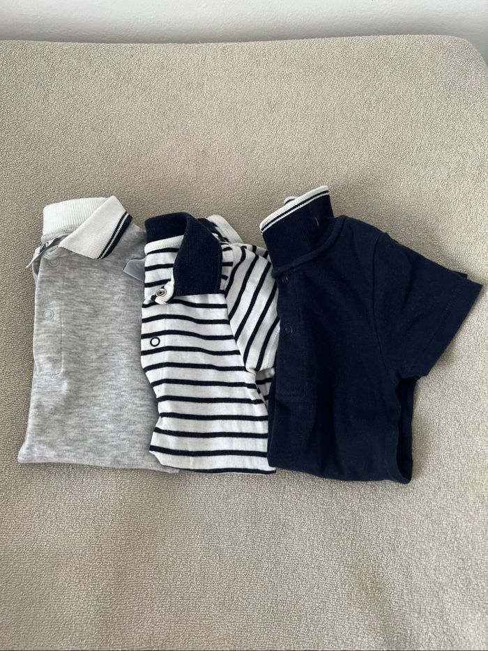 Lot bodies petit bateau 12 mois