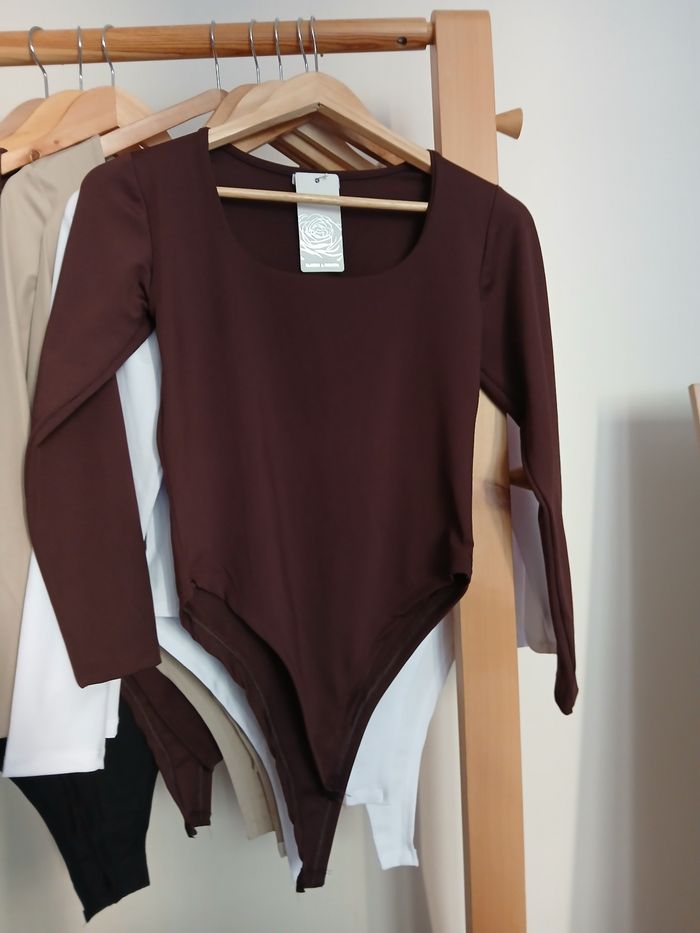 Neuf avec étiquettes - photo numéro 4