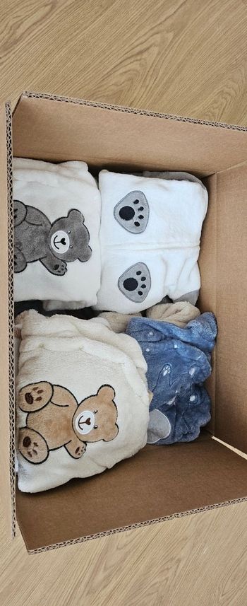 Lot vêtements et accessoires naissance garçon 