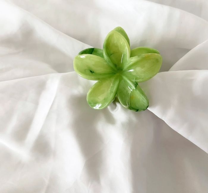 Pince pour cheveux fleur verte - photo numéro 2