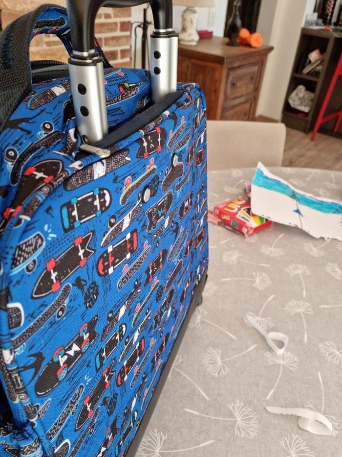 Cartable kipling à roulettes - photo numéro 2