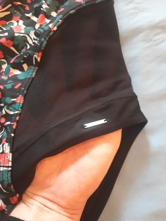 Maillot 1 pièce superdry 42 - photo numéro 3