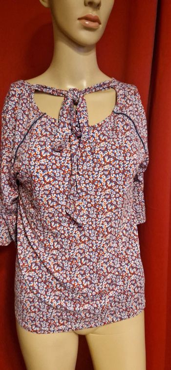 Joli haut petites fleurs Gérard Pasquier taille 36