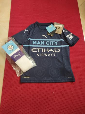 Maillot foot Manchester City, marque Puma Authentique Officiel taille enfant 7/8 ans, Neuf