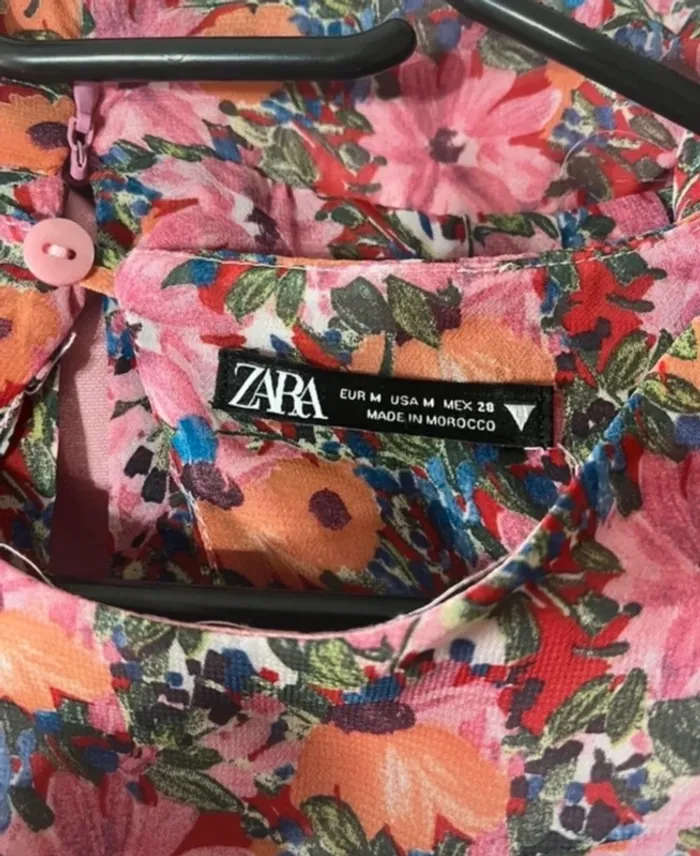 Robe fleurie rose Zara - photo numéro 3