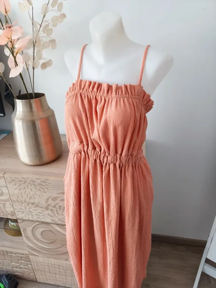 Robe corail crêpe H&M - photo numéro 2