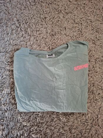 Magnifique haut fille tape à l'œil 8 ans avec écriture amour