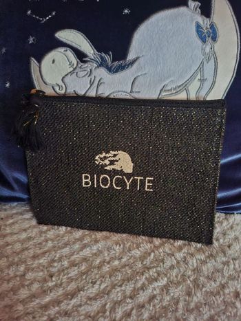 Trousse Maquillage biocyte neuf