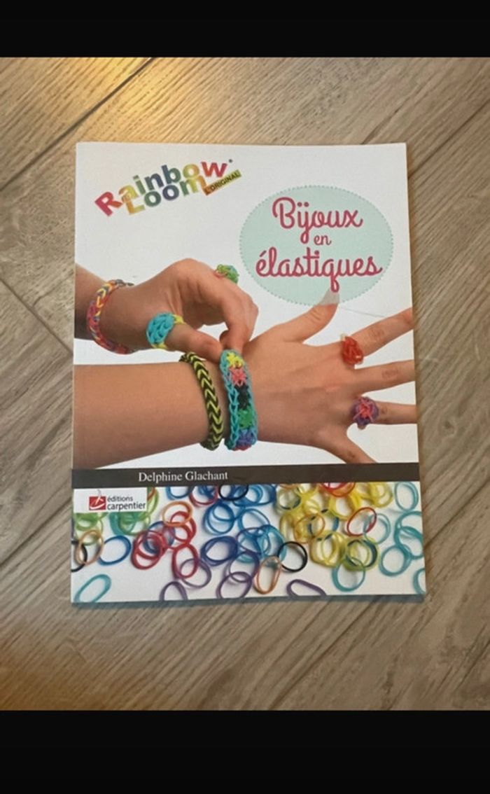 Livre pour faire des bracelets élastique