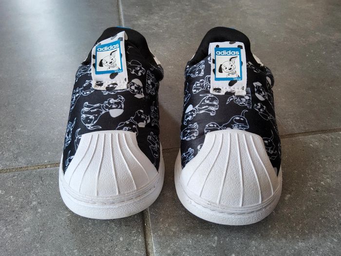 Adidas Originals
Superstar 360 Disney 101 Dalmatians - photo numéro 6