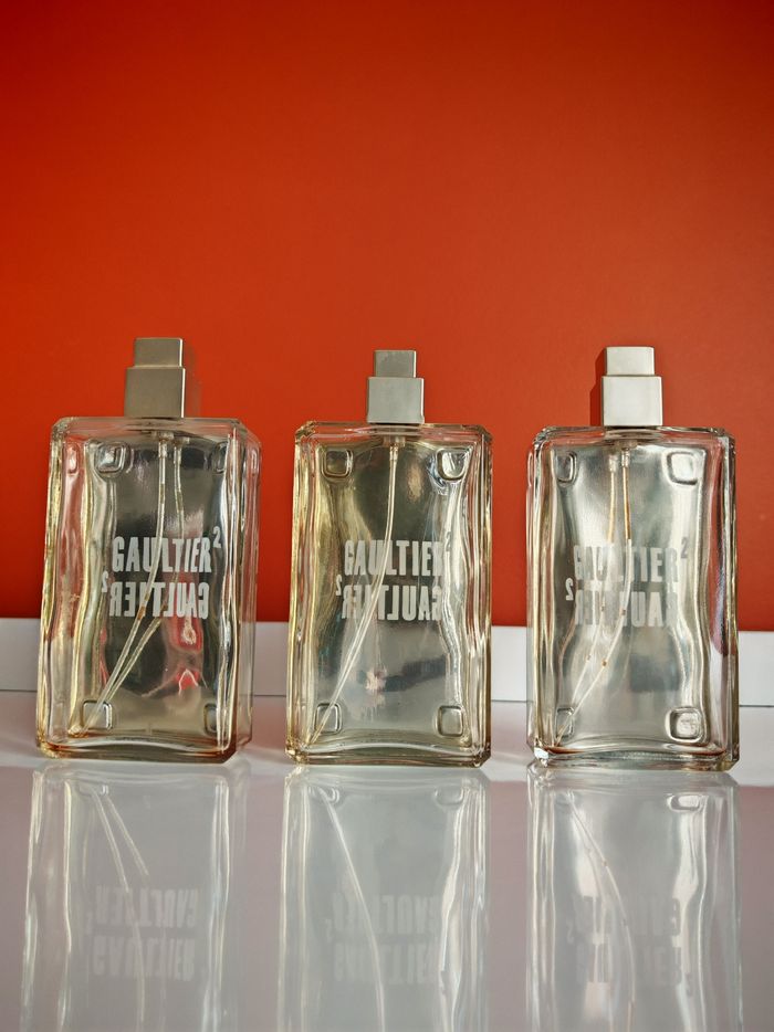Flacons de parfums vides - photo numéro 2