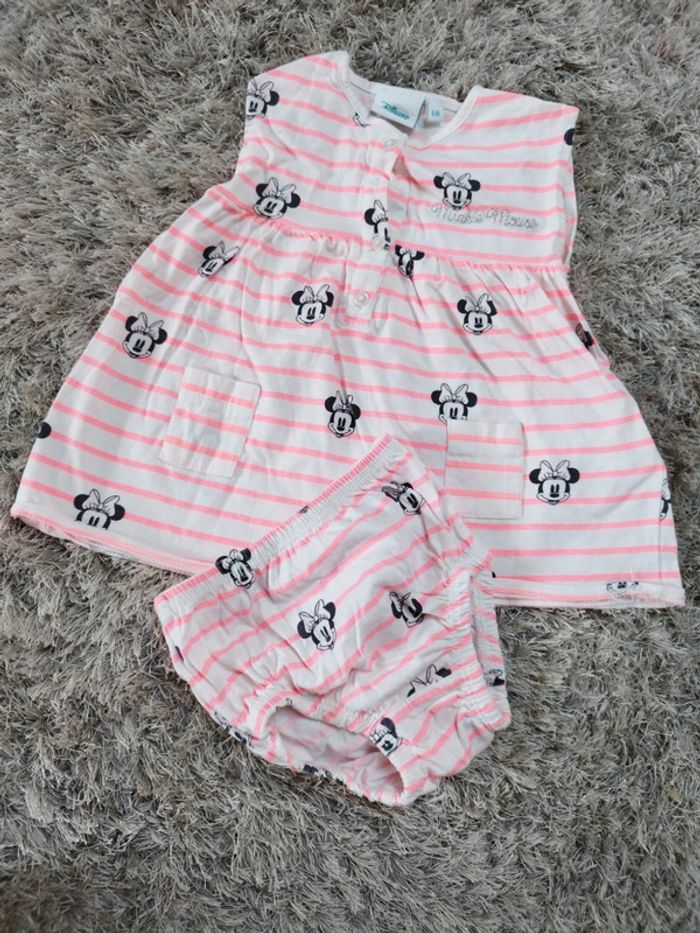 Jolie robe bébé fille blanche et rose mini