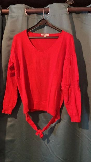 Pull rouge