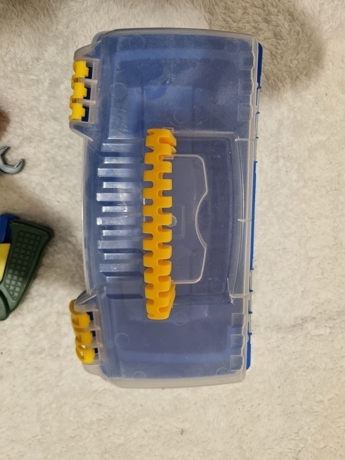 Lot de jouet wing+ pompier+ caisse à outils - photo numéro 6