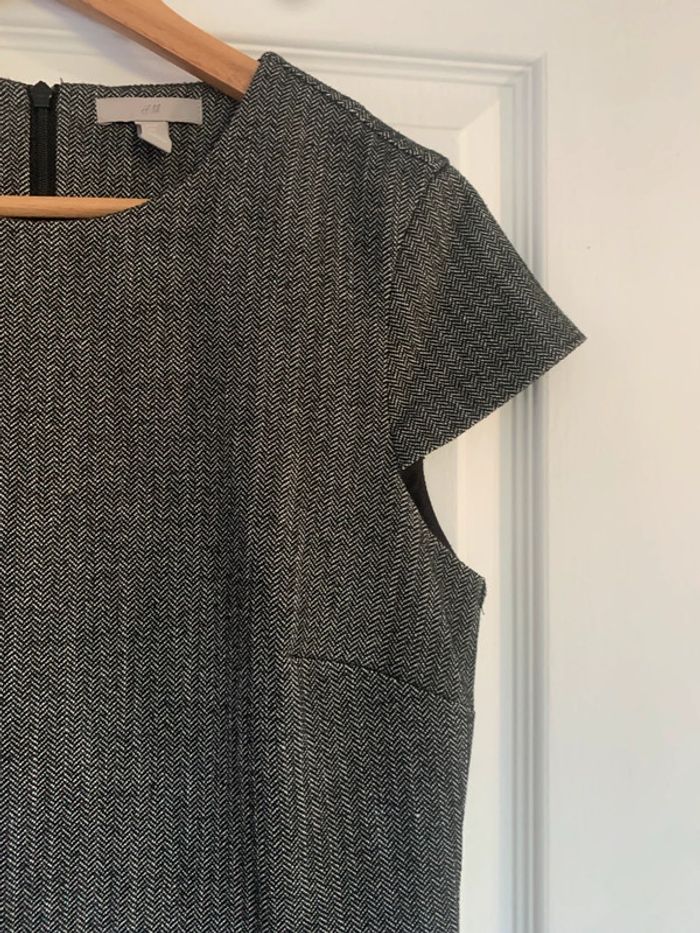 Robe H&M taille 40 grise automne hiver - photo numéro 6