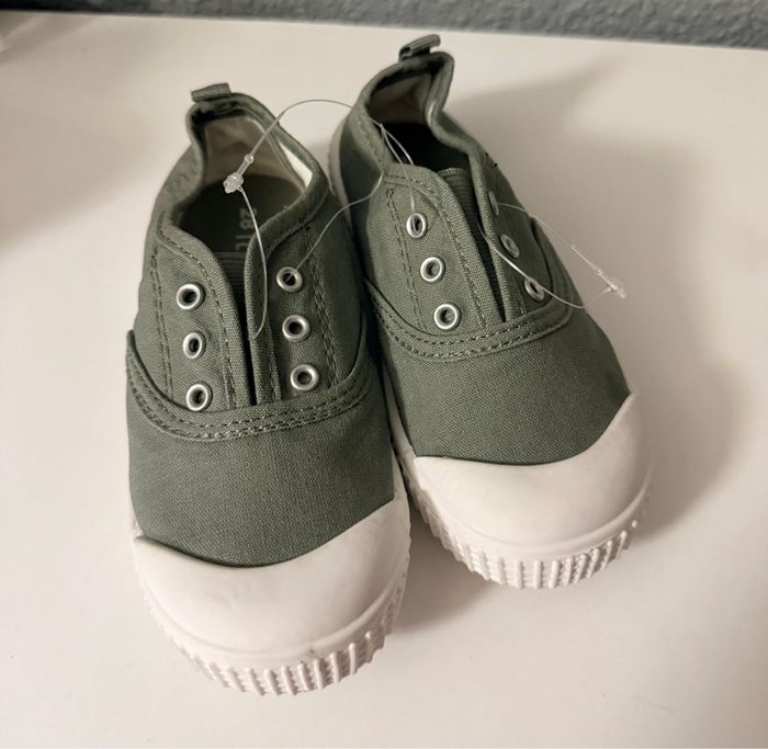 chaussures garçon neuf