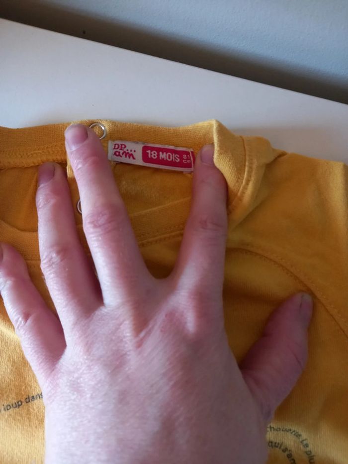 T-shirt longues manches garçon 18 mois - photo numéro 3