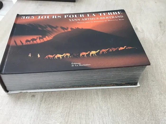 Lire 365 jours pour la terre - photo numéro 2