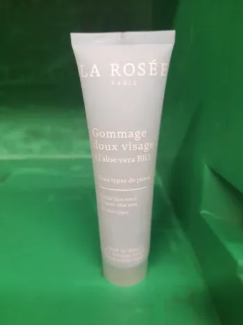 Gommage visage bio