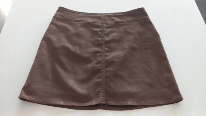 Jolie jupe en daim Camaïeu