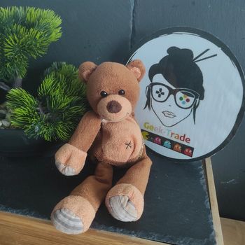 Doudou Baby Nat Ours Marron Foulard Croix Rayures Rayé #geektradedoudou