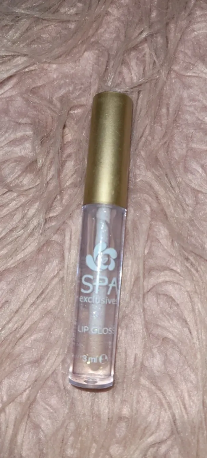 Lip gloss spa exclusives