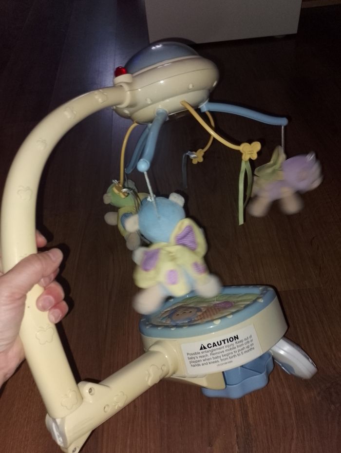 Mobile musical Fisher Price veilleuse avec télécommande - photo numéro 9