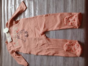 pyjama en coton rose fille avec pieds antiderapants 18 mois 