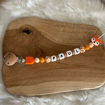 Attache-tétine personnalisé en silicone