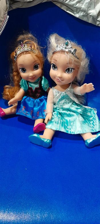 Lot Elsa et Anna reine des neige