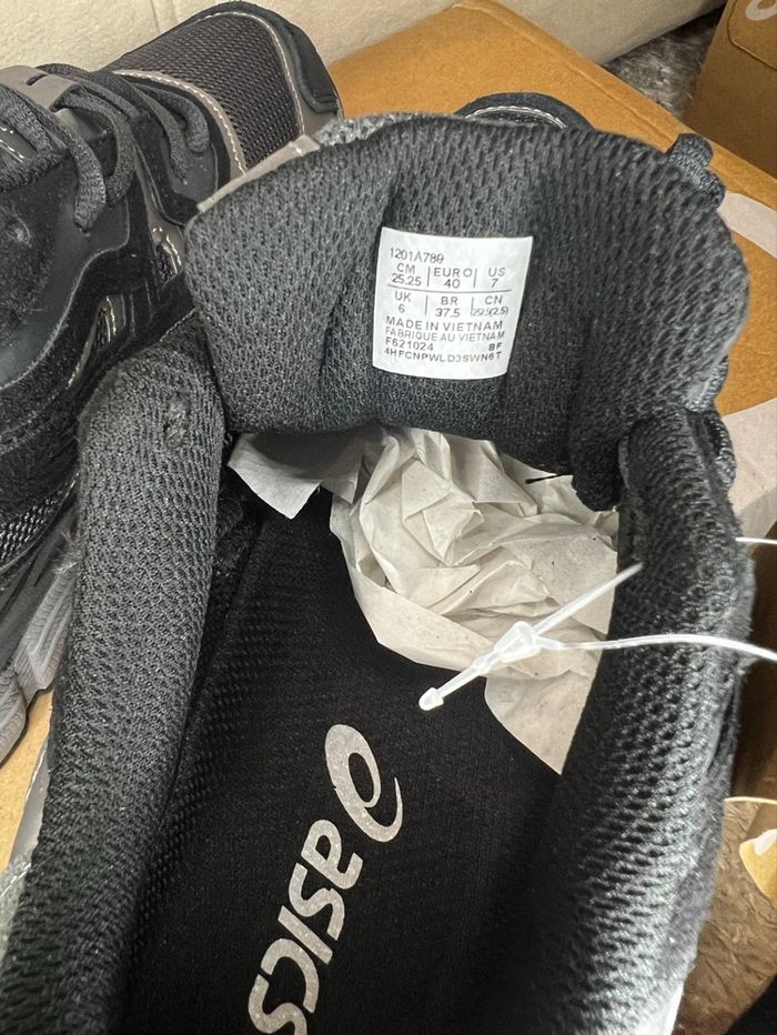 Asics noir - photo numéro 4