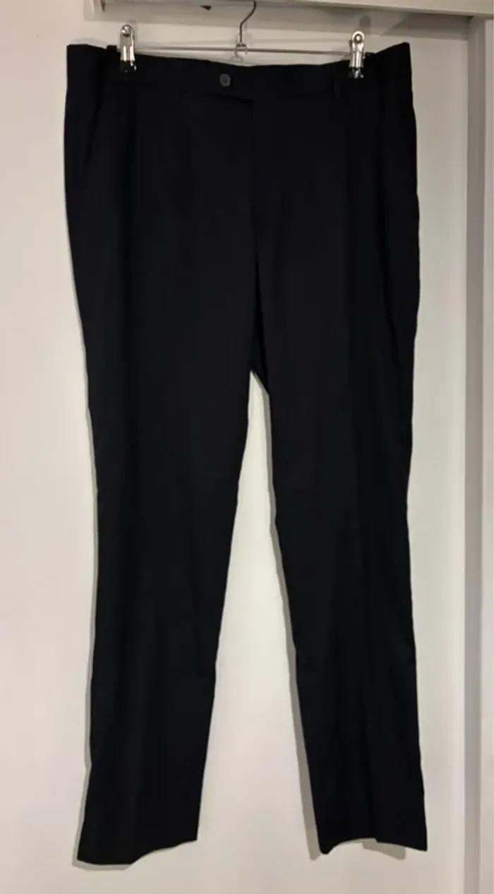 Beau costume homme noir de marque Tri Polis taille 44-46 neuf jamais porté - photo numéro 6