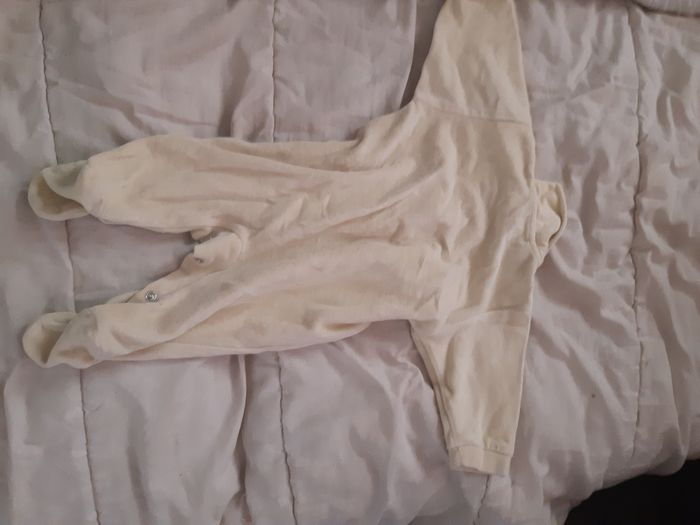 Pyjama taille 3 mois - photo numéro 2