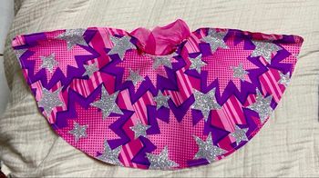 Jupe cape pour Barbie bon état