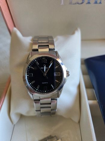 Belle montre femme FESTINA