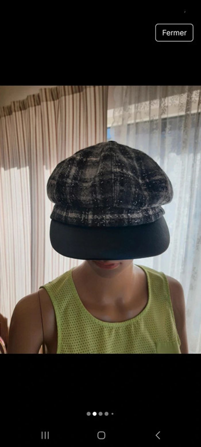 Jolie Chapeau femme Motf taille 56cm - photo numéro 2