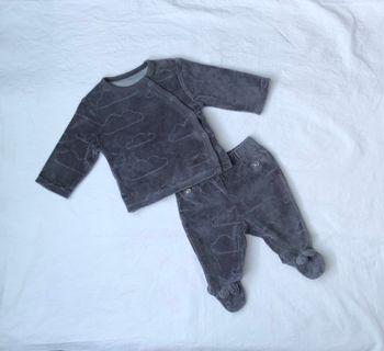 Pyjama 2 pièces en velours Kiabi 1 mois