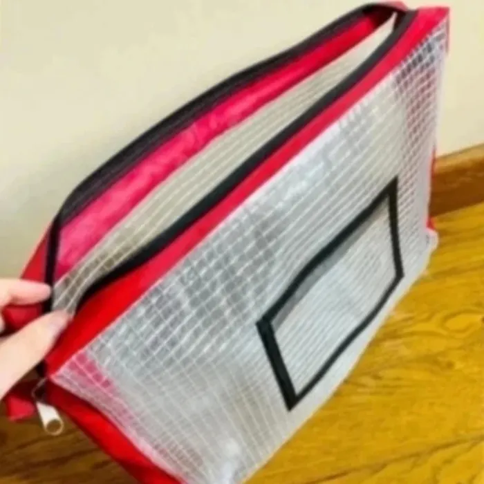 Sublime pochette transparente rouge et noir neuve - photo numéro 2