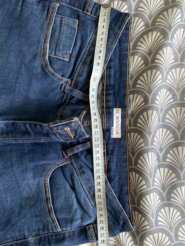 Jeans bootcut 40 neuf - photo numéro 2